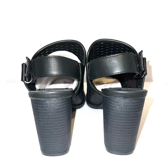 Black Peep Toe Perforated Slingback Chunky Heel Sandals Shoes - Picture 9 of 12